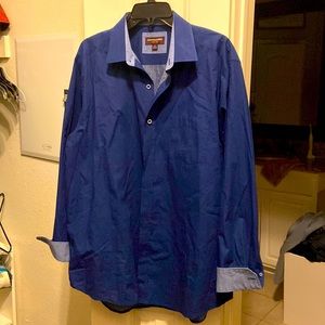 Men’s Johnston & Murphy long sleeve casual button down shirt